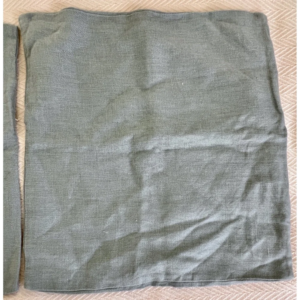 Pottery Barn 100% Linen Pillow Covers Pair Light Blue Gray Button 19x17 22780